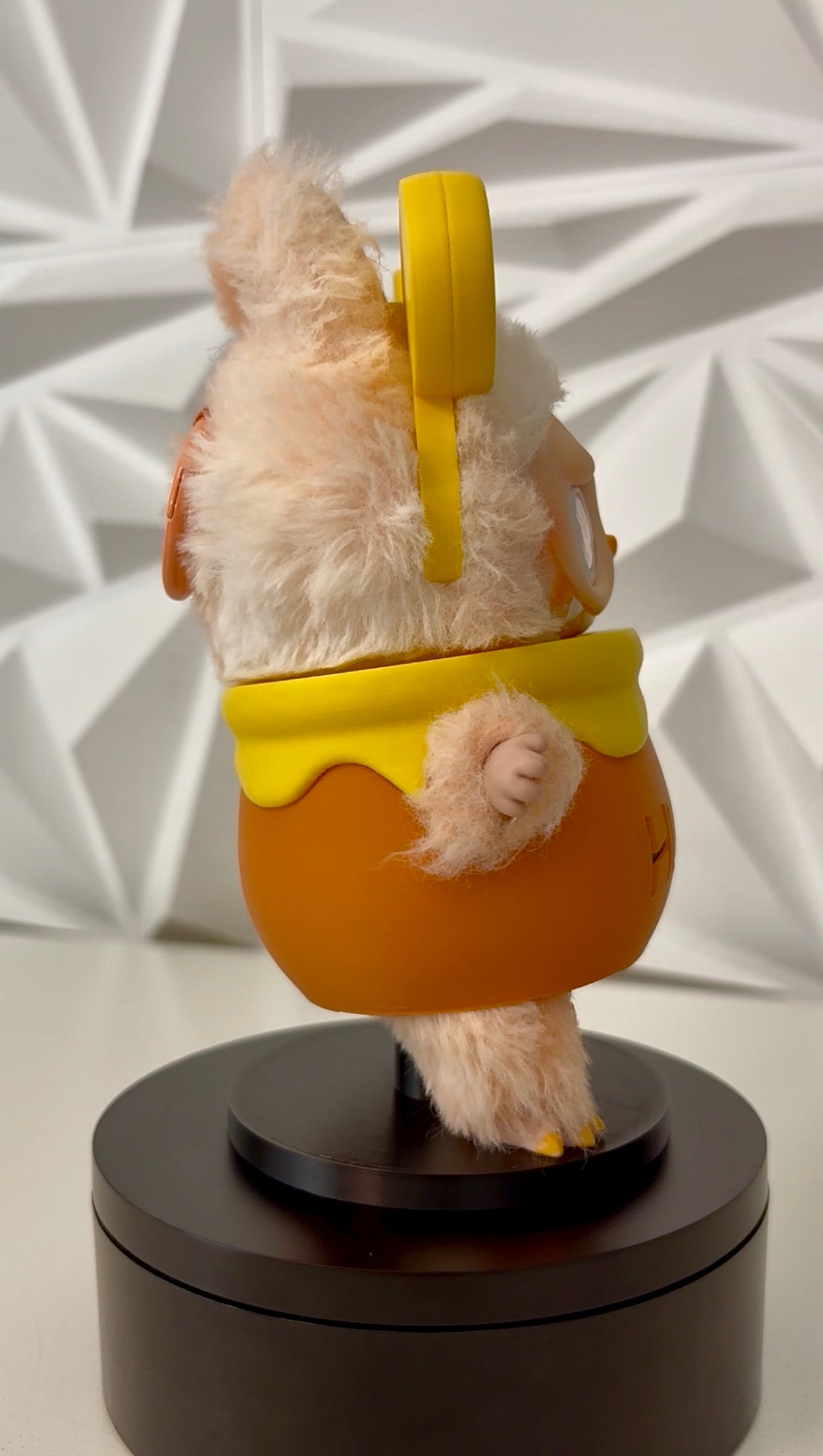 Pooh Honey Pot and Ears Set for Bubu